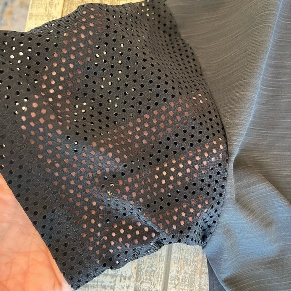 Spyder Womens Athletic Crop Top size: small - Picture 4 of 9